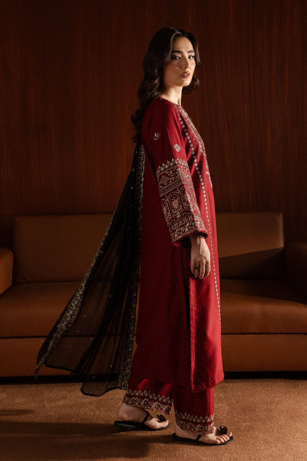 BATIK-3PC DHANAK EMBROIDERED SHIRT WITH CHIFFON EMBROIDERED DUPATTA AND EMB TROUSER